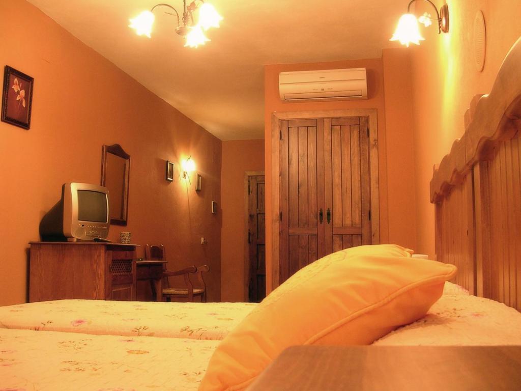 Hotel Posada Casas Viejas Benalup-Casas Viejas Bilik gambar