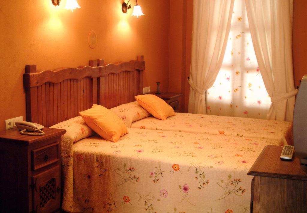 Hotel Posada Casas Viejas Benalup-Casas Viejas Bilik gambar