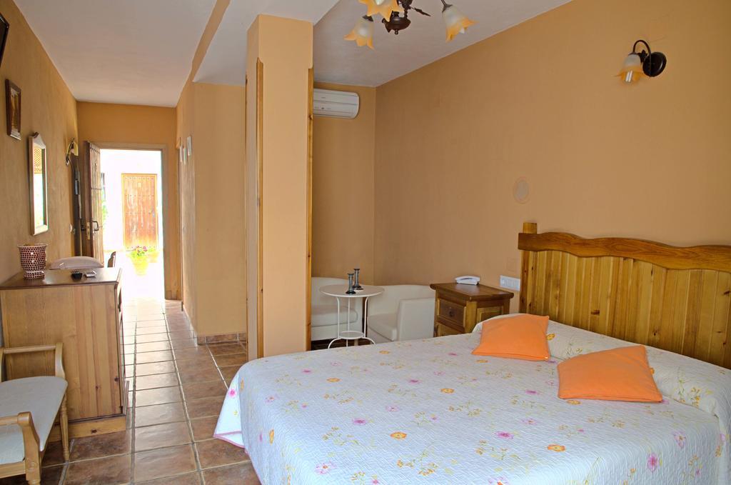 Hotel Posada Casas Viejas Benalup-Casas Viejas Bilik gambar