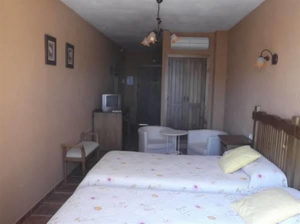 Hotel Posada Casas Viejas Benalup-Casas Viejas Luaran gambar